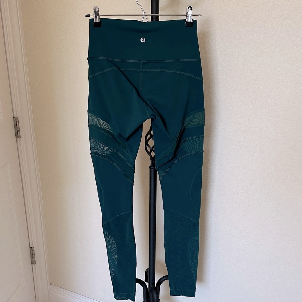 lululemon athletica Teal 7/8 Workout Leggings